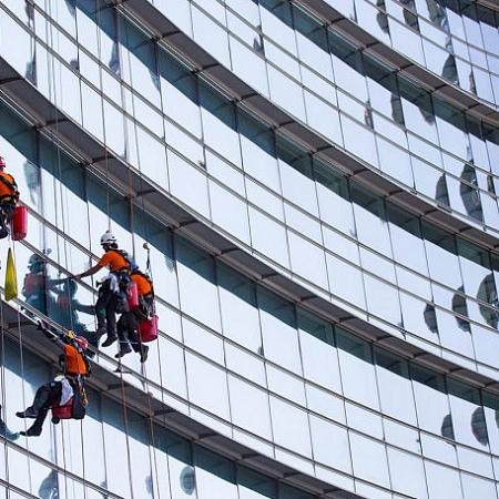 Мойка фасадов бизнес-центра в Королёве